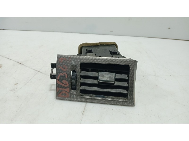 Recambio de aireador lateral izquierdo para nissan tiida hatchback (c11) 1.5 dci referencia OEM IAM   