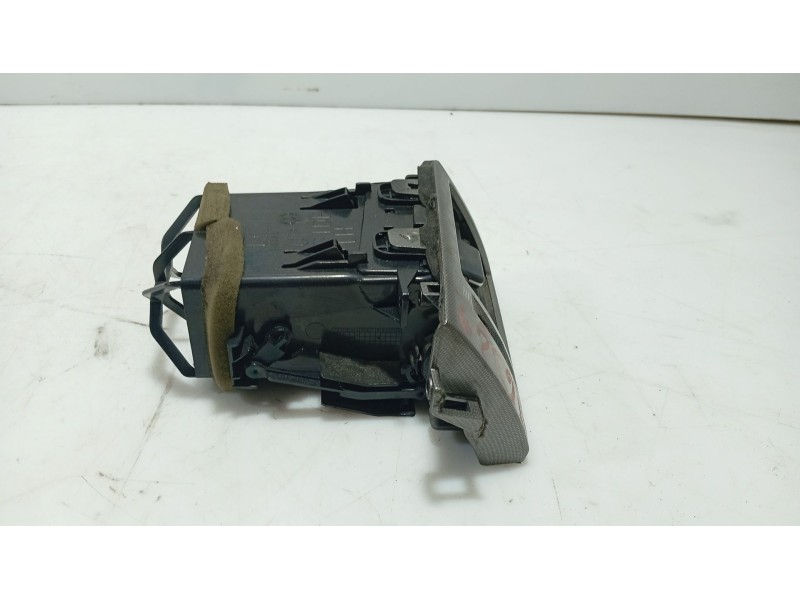 Recambio de aireador lateral izquierdo para nissan tiida hatchback (c11) 1.5 dci referencia OEM IAM   