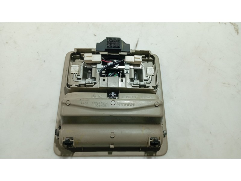 Recambio de luz interior para nissan tiida hatchback (c11) 1.5 dci referencia OEM IAM   