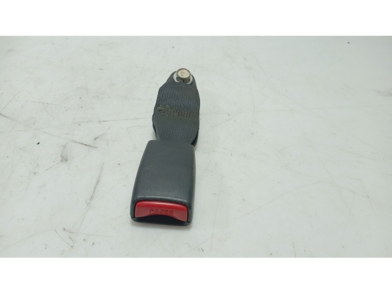 Recambio de anclaje cinturon trasero derecho para nissan tiida hatchback (c11) 1.5 dci referencia OEM IAM   