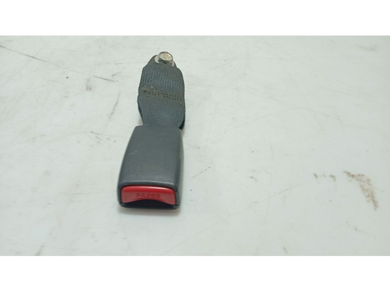 Recambio de anclaje cinturon trasero derecho para nissan tiida hatchback (c11) 1.5 dci referencia OEM IAM   