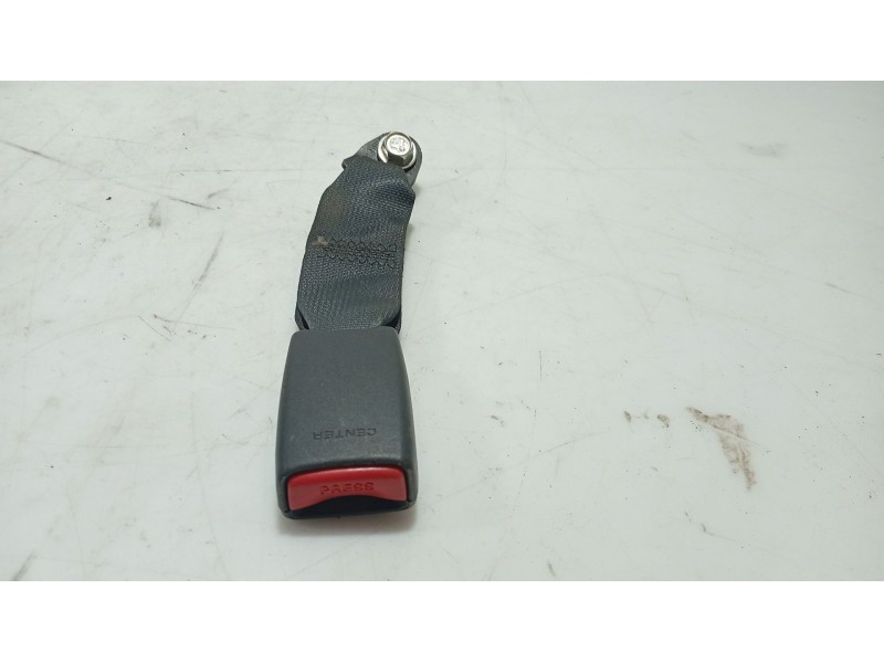 Recambio de anclaje cinturon trasero central para nissan tiida hatchback (c11) 1.5 dci referencia OEM IAM   