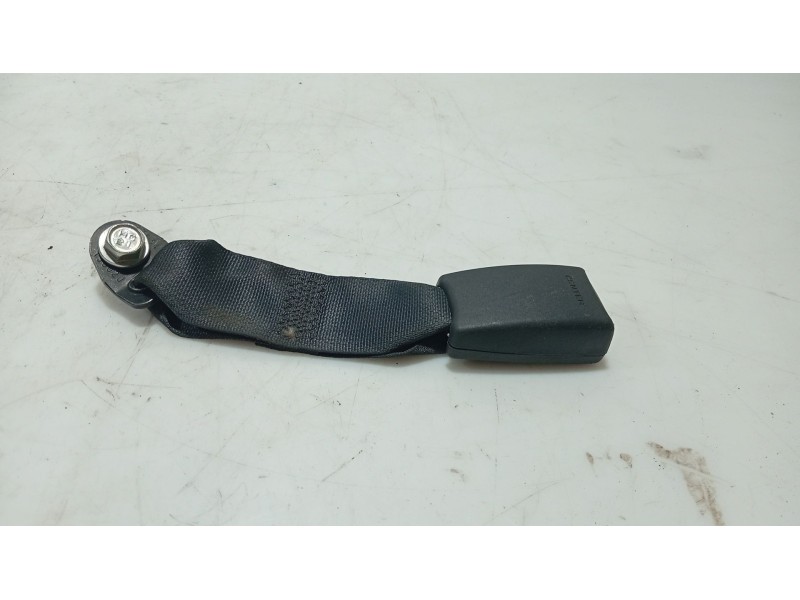 Recambio de anclaje cinturon trasero central para nissan tiida hatchback (c11) 1.5 dci referencia OEM IAM   