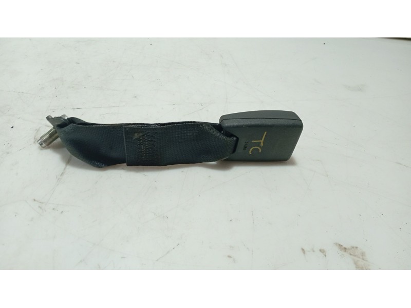 Recambio de anclaje cinturon trasero central para nissan tiida hatchback (c11) 1.5 dci referencia OEM IAM   