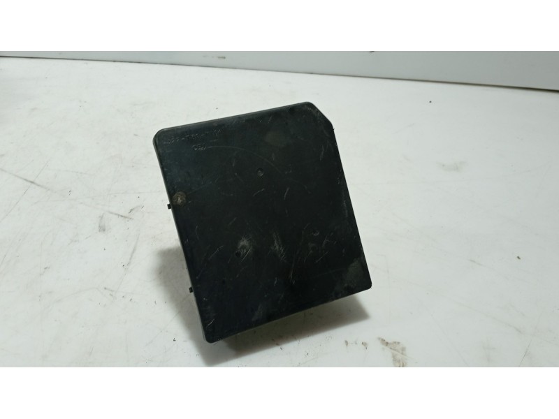 Recambio de caja reles / fusibles para nissan tiida hatchback (c11) 1.5 dci referencia OEM IAM 24382EM10A  