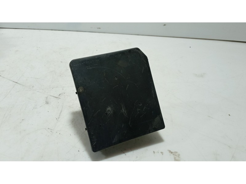 Recambio de caja reles / fusibles para nissan tiida hatchback (c11) 1.5 dci referencia OEM IAM 24382EM10A  