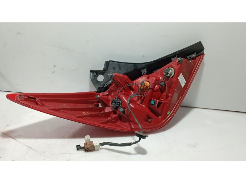 Recambio de piloto trasero derecho para nissan tiida hatchback (c11) 1.5 dci referencia OEM IAM 26554EM00A / 26550EM00A  