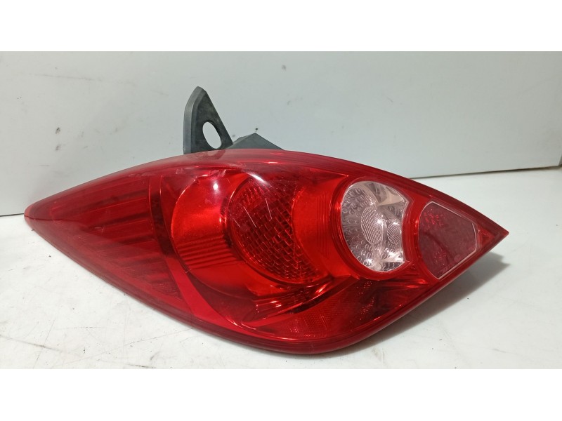 Recambio de piloto trasero izquierdo para nissan tiida hatchback (c11) 1.5 dci referencia OEM IAM 26559EM01A / 26555EM01A  
