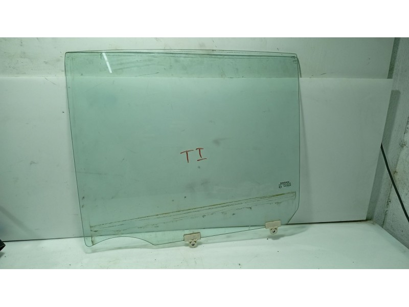 Recambio de luna trasera izquierda para nissan tiida hatchback (c11) 1.5 dci referencia OEM IAM 82301EL000  