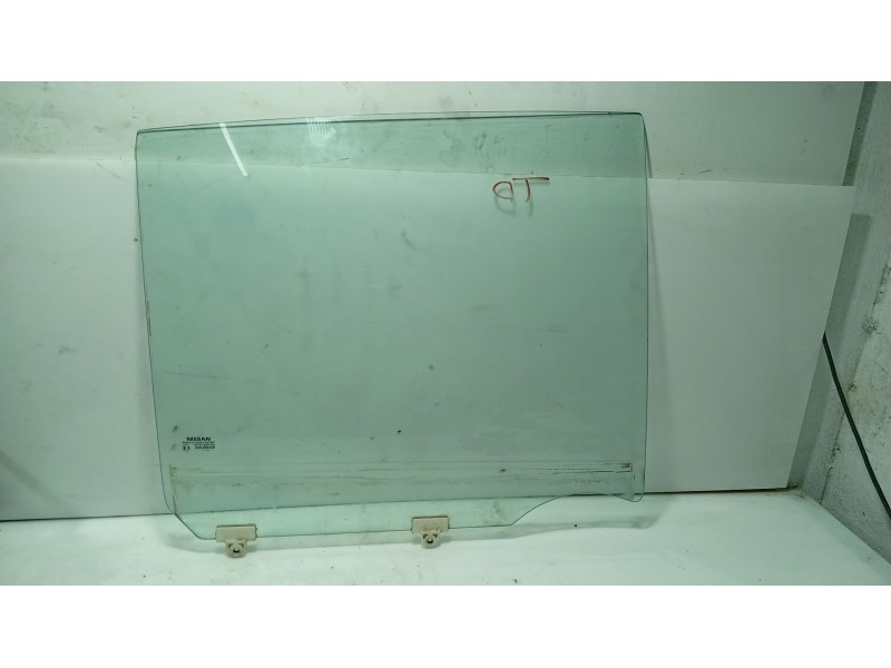 Recambio de luna trasera derecha para nissan tiida hatchback (c11) 1.5 dci referencia OEM IAM 82300EL000  