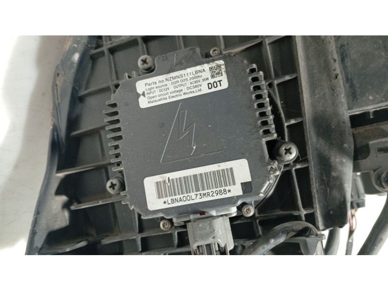 Recambio de faro derecho para nissan tiida hatchback (c11) 1.5 dci referencia OEM IAM 26010EM00A  