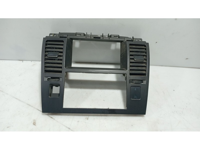 Recambio de moldura para nissan tiida hatchback (c11) 1.5 dci referencia OEM IAM   