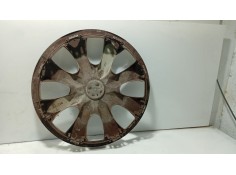Recambio de tapacubos para toyota auris referencia OEM IAM    2