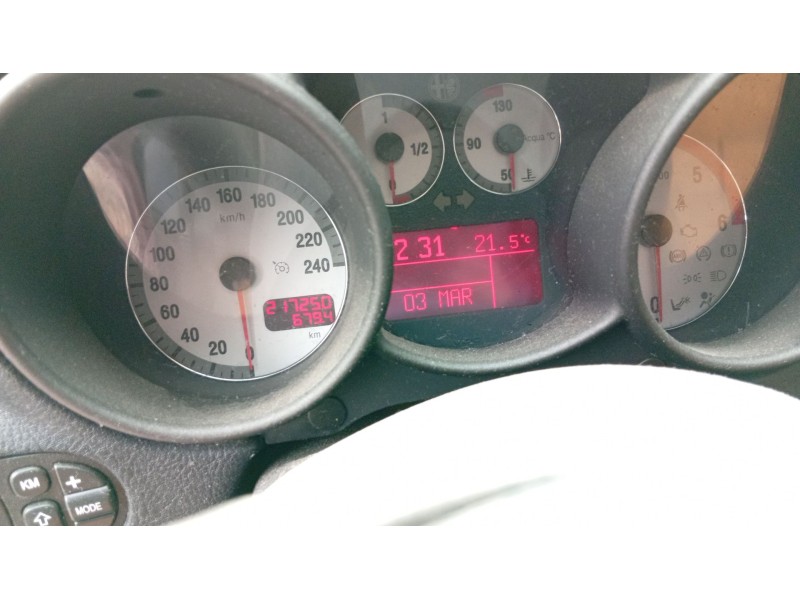 alfa romeo gt (937_) del año 2005