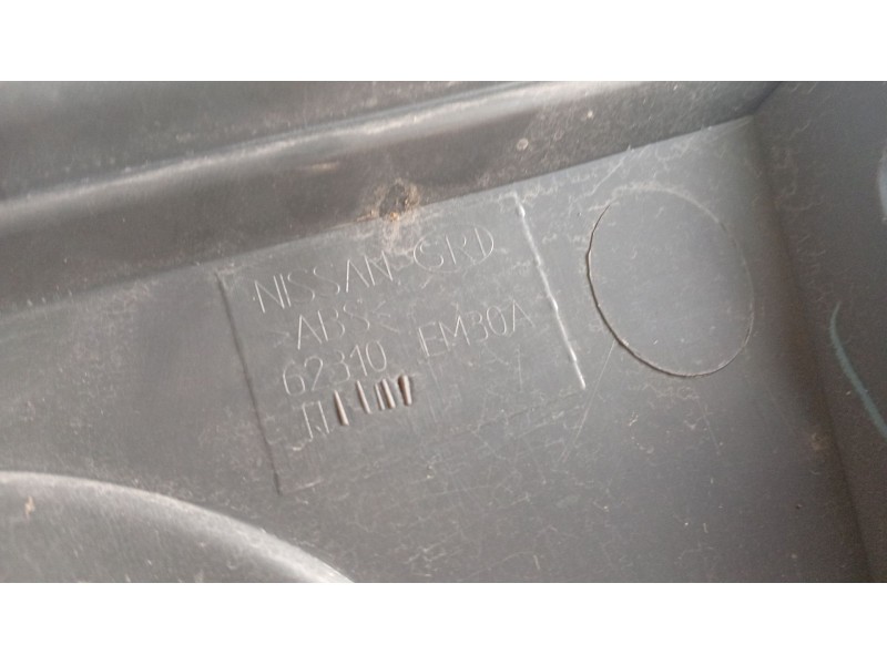 Recambio de moldura para nissan tiida hatchback (c11) 1.5 dci referencia OEM IAM   