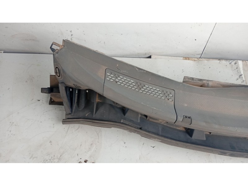Recambio de moldura para nissan tiida hatchback (c11) 1.5 dci referencia OEM IAM   