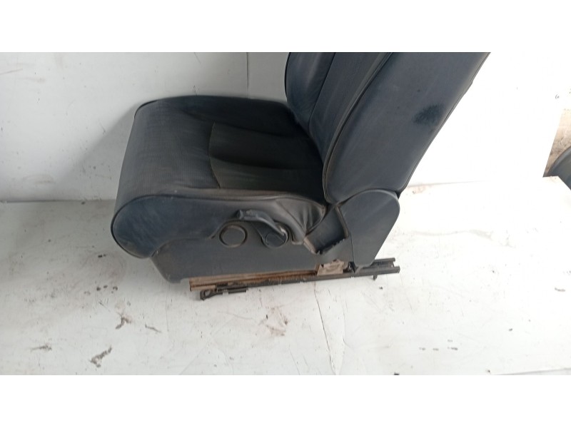 Recambio de asiento delantero izquierdo para nissan tiida hatchback (c11) 1.5 dci referencia OEM IAM   