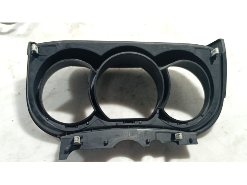 Recambio de moldura para nissan tiida hatchback (c11) 1.5 dci referencia OEM IAM   