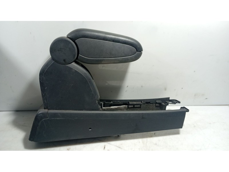 Recambio de apoyabrazos central para nissan tiida hatchback (c11) 1.5 dci referencia OEM IAM   