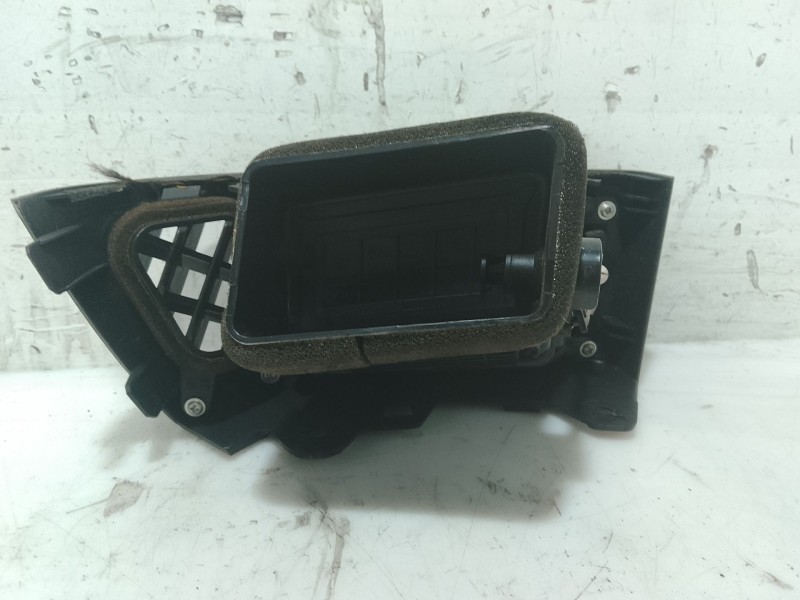 Recambio de aireador lateral derecho para hyundai i30 (fd) 1.6 crdi referencia OEM IAM 974902L000XP  