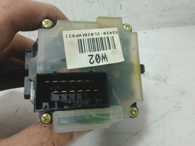 Recambio de mando limpia para hyundai i30 (fd) 1.6 crdi referencia OEM IAM   