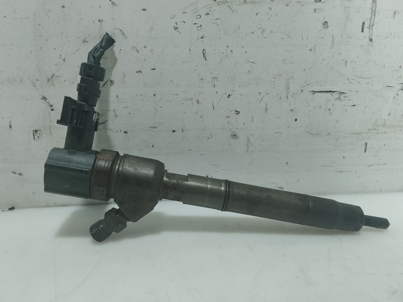 Recambio de inyector para hyundai i30 (fd) 1.6 crdi referencia OEM IAM 338002A400  