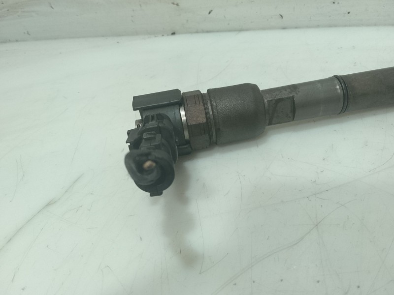 Recambio de inyector para hyundai i30 (fd) 1.6 crdi referencia OEM IAM 338002A400  
