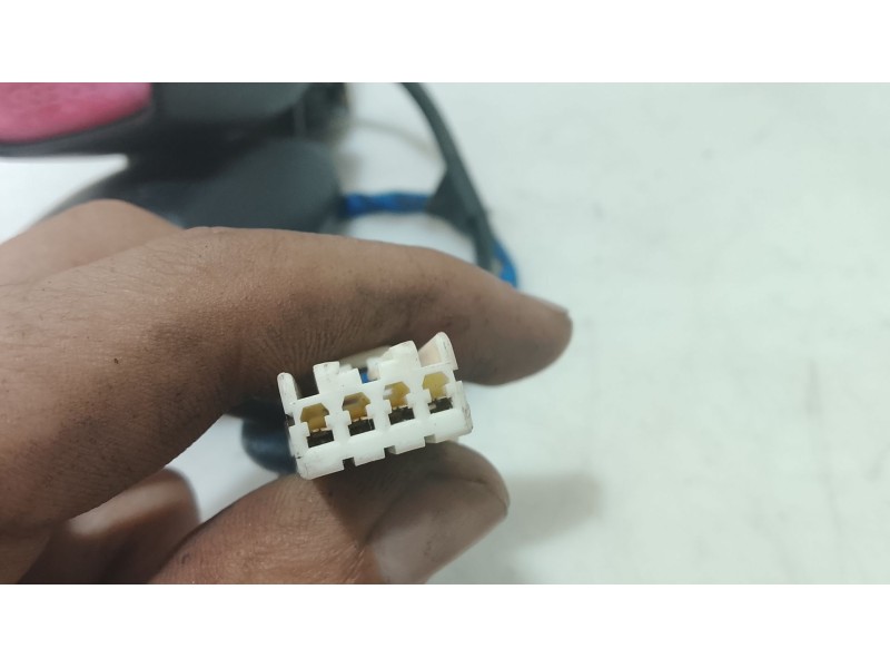 Recambio de anclaje cinturon trasero izquierdo para hyundai i30 (fd) 1.6 crdi referencia OEM IAM   