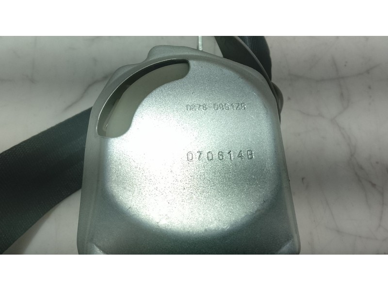 Recambio de cinturon seguridad delantero derecho para hyundai i30 (fd) 1.6 crdi referencia OEM IAM 888202L900WK  