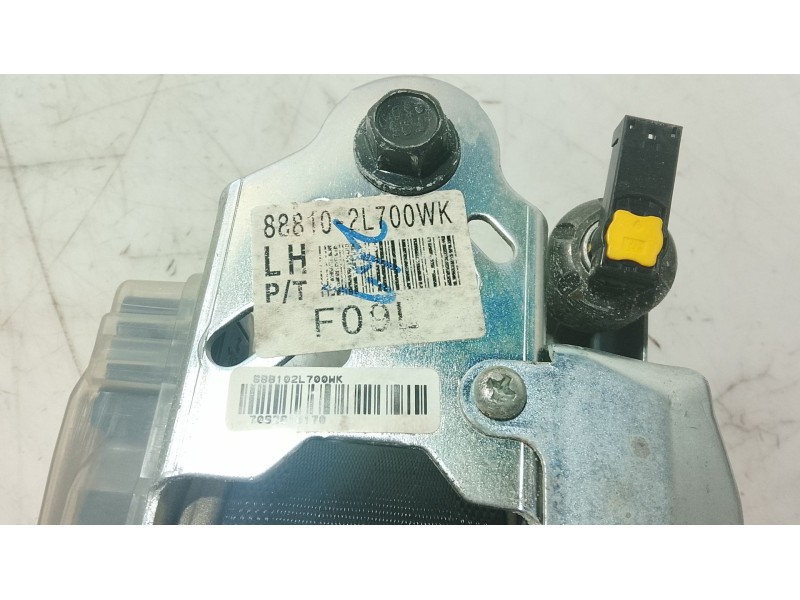 Recambio de cinturon seguridad delantero izquierdo para hyundai i30 (fd) 1.6 crdi referencia OEM IAM 888102L900WK  