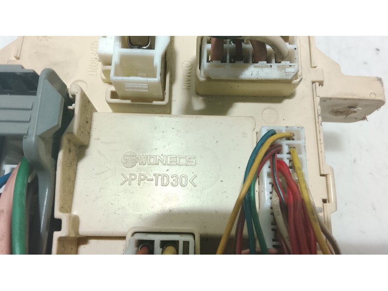 Recambio de caja reles / fusibles para hyundai i30 (fd) 1.6 crdi referencia OEM IAM 919501H030  