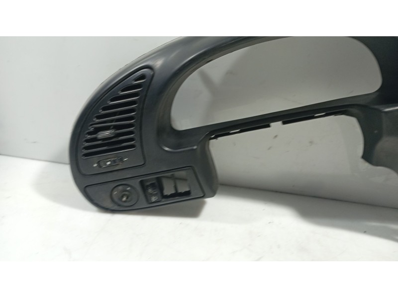 Recambio de moldura para citroën xsara (n1) 2.0 hdi 90 referencia OEM IAM   