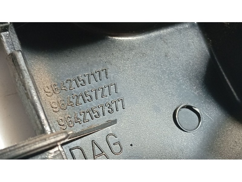 Recambio de moldura para citroën xsara (n1) 2.0 hdi 90 referencia OEM IAM   