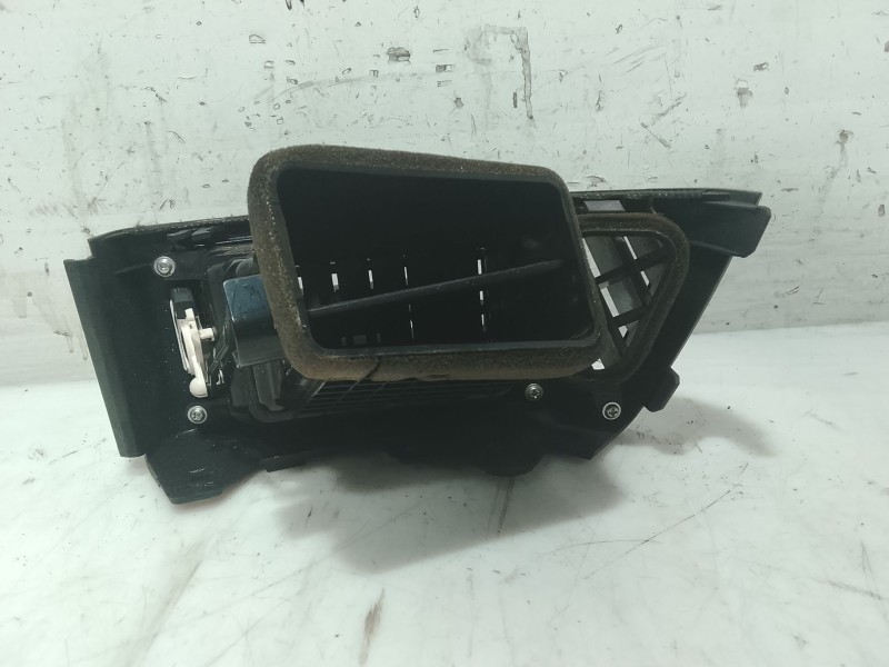 Recambio de aireador lateral izquierdo para hyundai i30 (fd) 1.6 crdi referencia OEM IAM 974802L000XP  