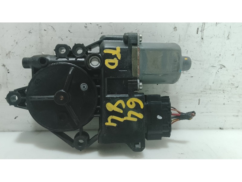Recambio de motor elevalunas trasero derecho para hyundai i30 (fd) 1.6 crdi referencia OEM IAM   