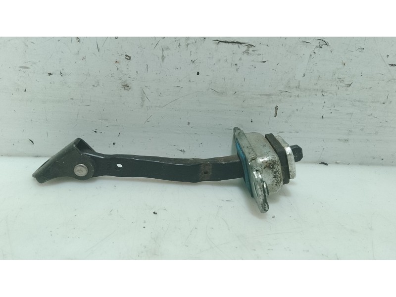 Recambio de retenedor puerta para hyundai i30 (fd) 1.6 crdi referencia OEM IAM   
