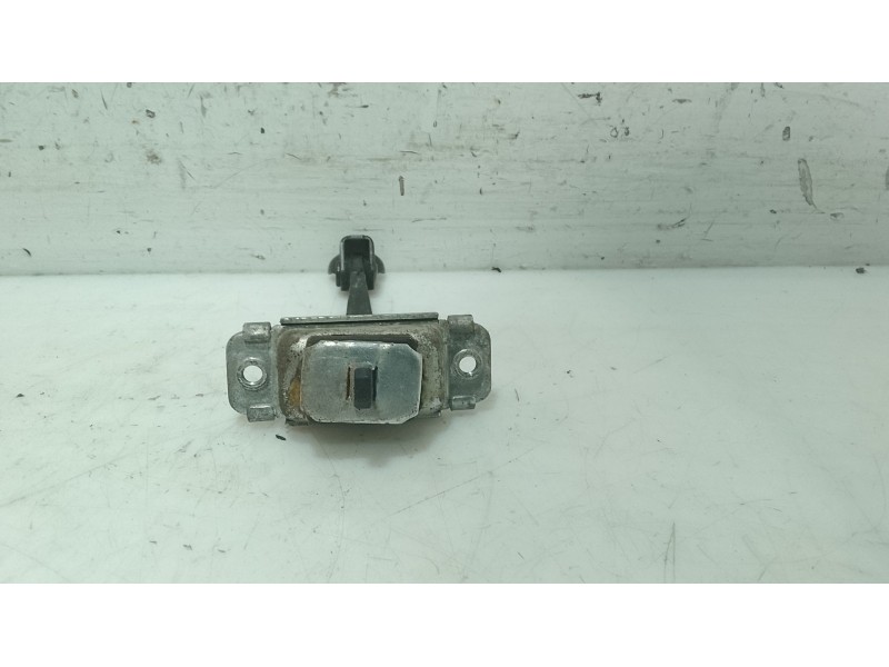 Recambio de retenedor puerta para hyundai i30 (fd) 1.6 crdi referencia OEM IAM   