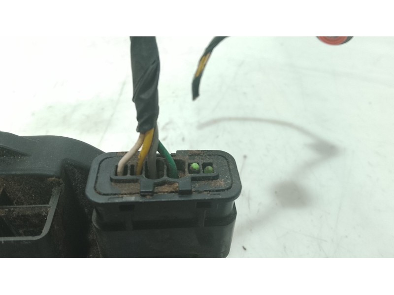 Recambio de cerradura puerta trasera derecha para hyundai i30 (fd) 1.6 crdi referencia OEM IAM 814202L000  