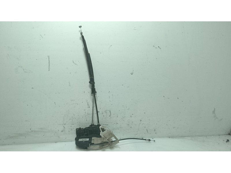 Recambio de cerradura puerta trasera izquierda para hyundai i30 (fd) 1.6 crdi referencia OEM IAM 814102L000  