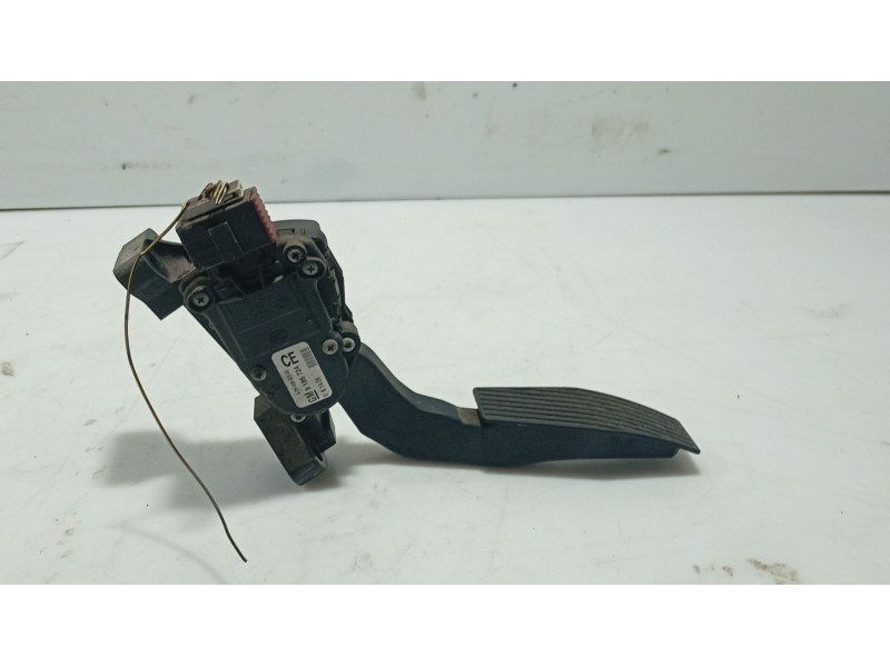 Recambio de potenciometro pedal para opel vectra c gts (z02) 1.9 cdti (f68) referencia OEM IAM   