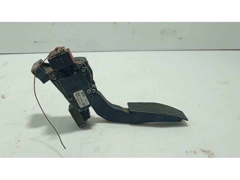 Recambio de potenciometro pedal para opel vectra c gts (z02) 1.9 cdti (f68) referencia OEM IAM   