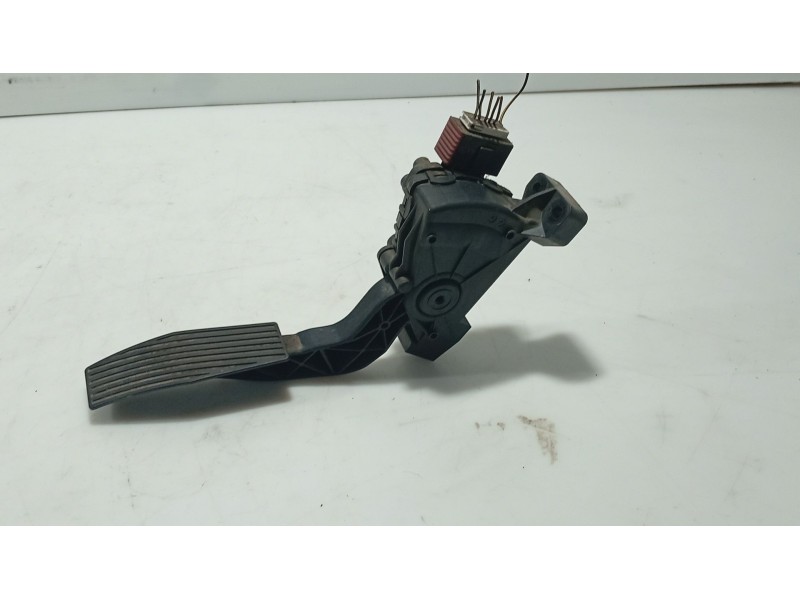 Recambio de potenciometro pedal para opel vectra c gts (z02) 1.9 cdti (f68) referencia OEM IAM   