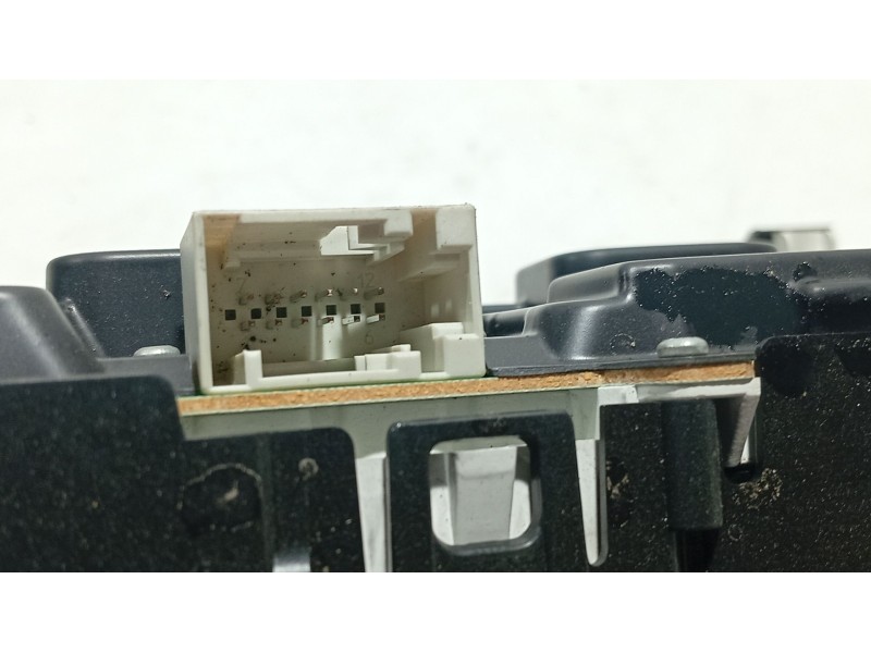 Recambio de cuadro instrumentos para opel vectra c gts (z02) 1.9 cdti (f68) referencia OEM IAM   