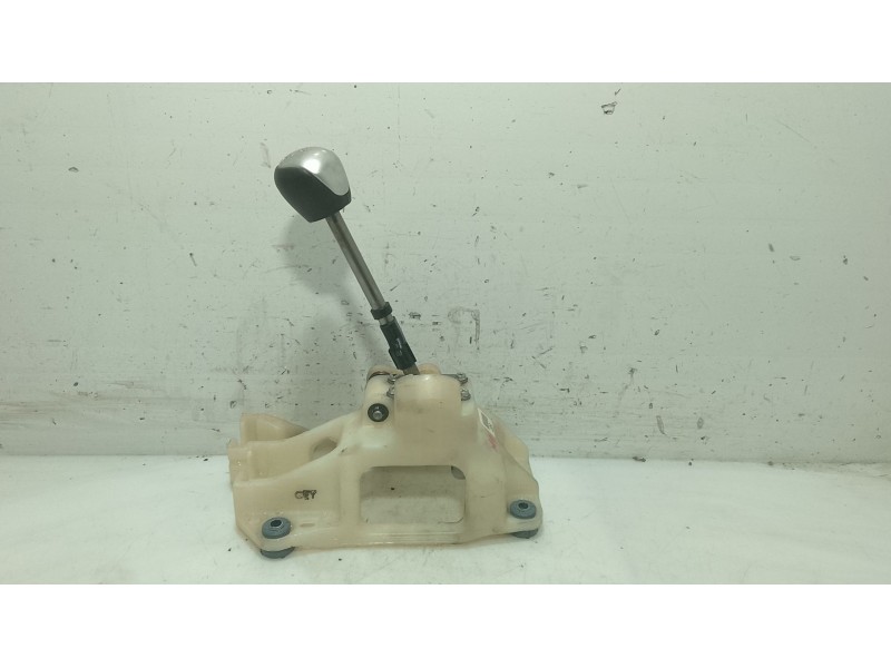 Recambio de palanca cambio para hyundai i30 (fd) 1.6 crdi referencia OEM IAM 437202H000  