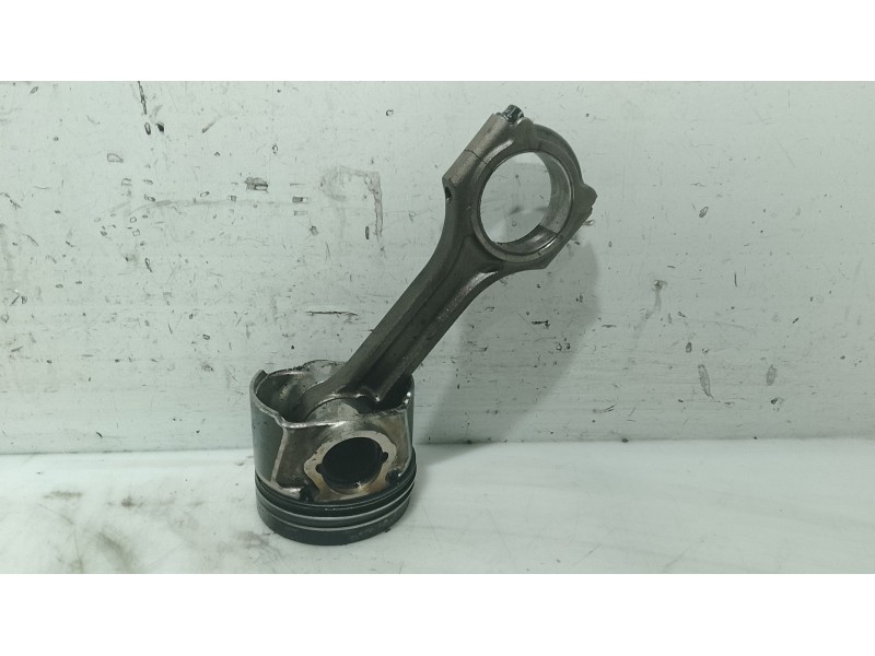 Recambio de piston para hyundai i30 (fd) 1.6 crdi referencia OEM IAM   