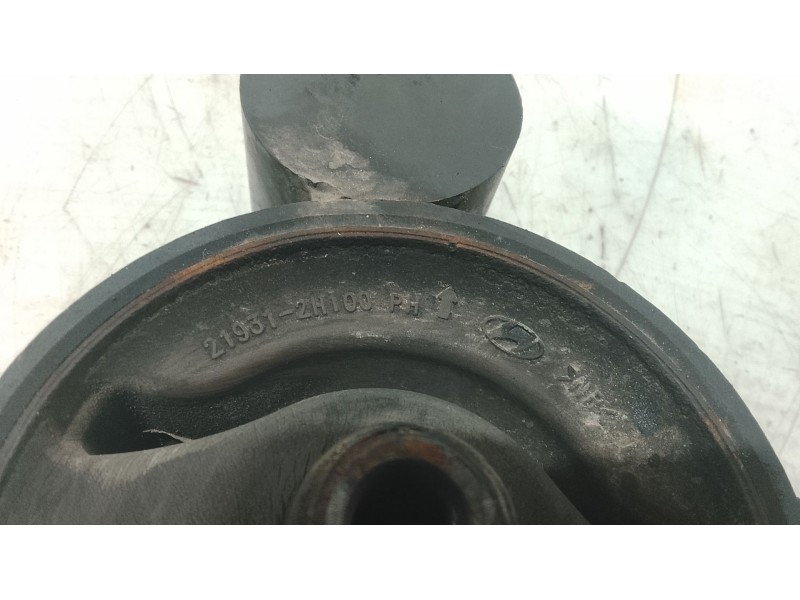 Recambio de soporte motor para hyundai i30 (fd) 1.6 crdi referencia OEM IAM   
