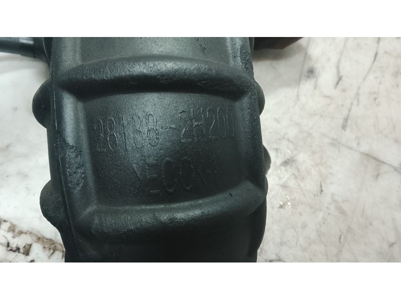 Recambio de tubo para hyundai i30 (fd) 1.6 crdi referencia OEM IAM   