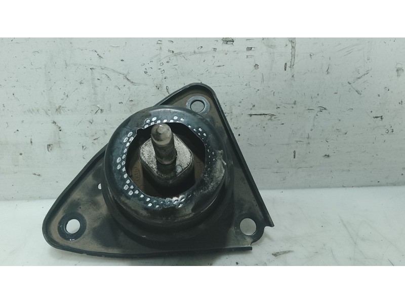 Recambio de soporte motor para hyundai i30 (fd) 1.6 crdi referencia OEM IAM   