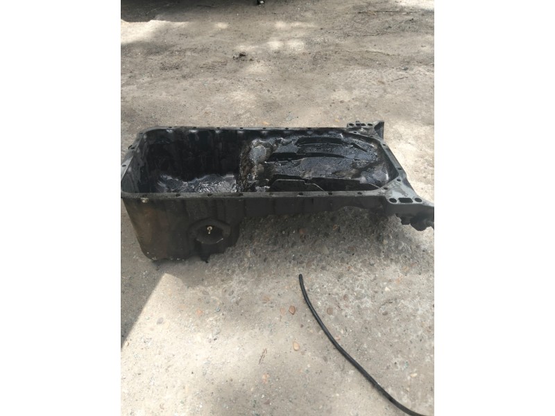 Recambio de carter para mercedes-benz 124 sedán (w124) 200 d (124.120) referencia OEM IAM 1020104213  