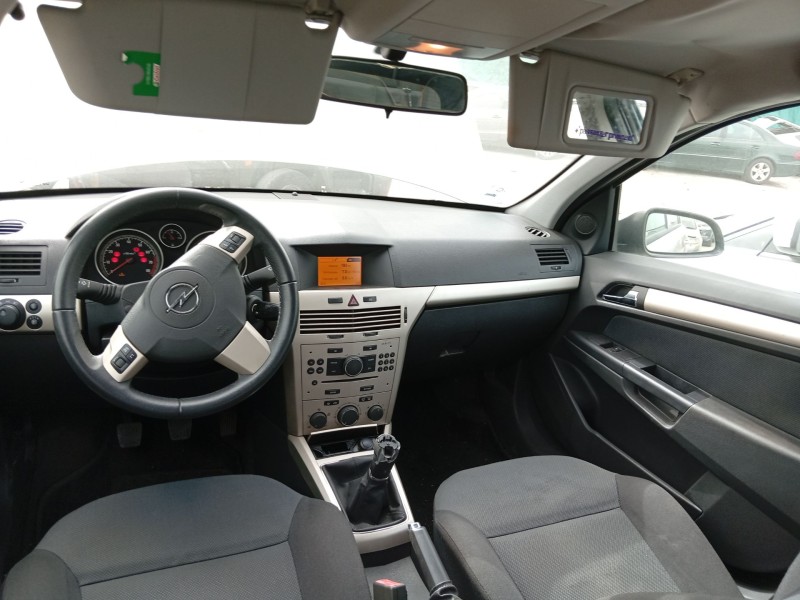 opel astra h (a04) del año 2007